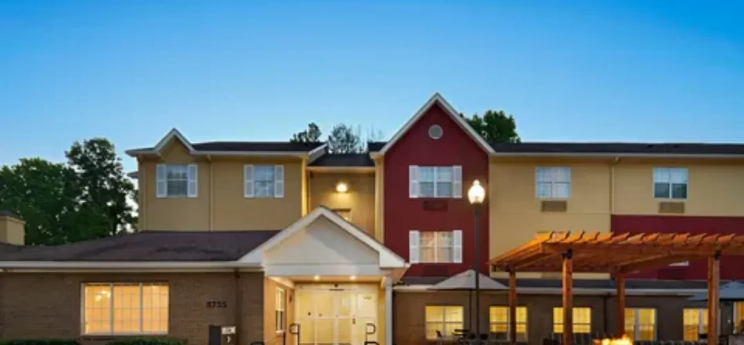 Топ гостевых домов с детскими площадками